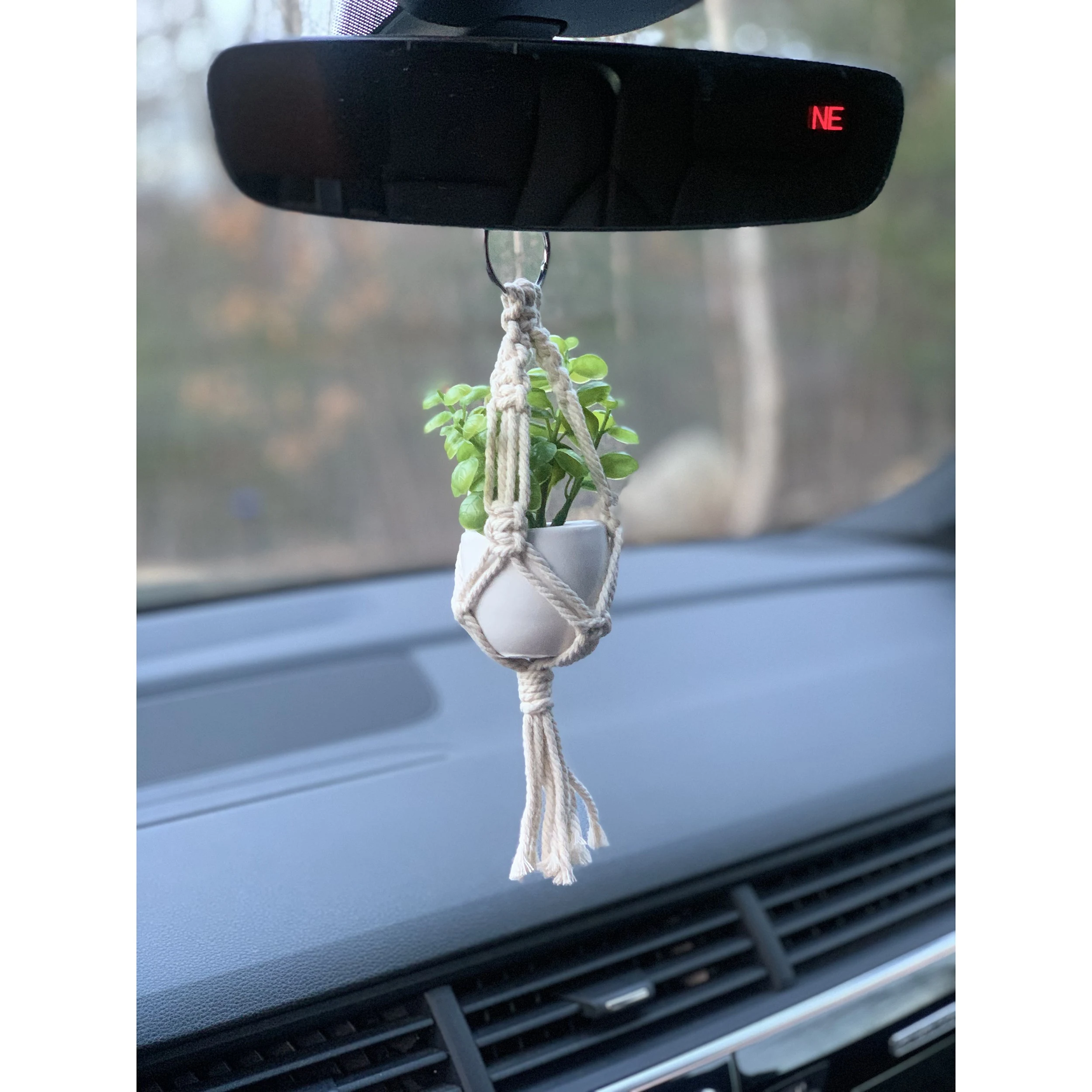 PRIMITIVE PLANTERS Primitive Mini Car Hanger — Single Unit