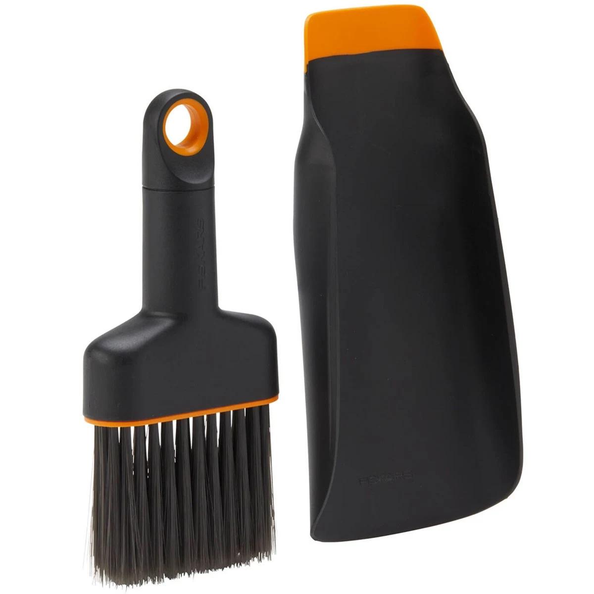 FISKARS BRANDS INC. Fiskars 2-in-1 Double Sided Scoop & Brush — Single Unit