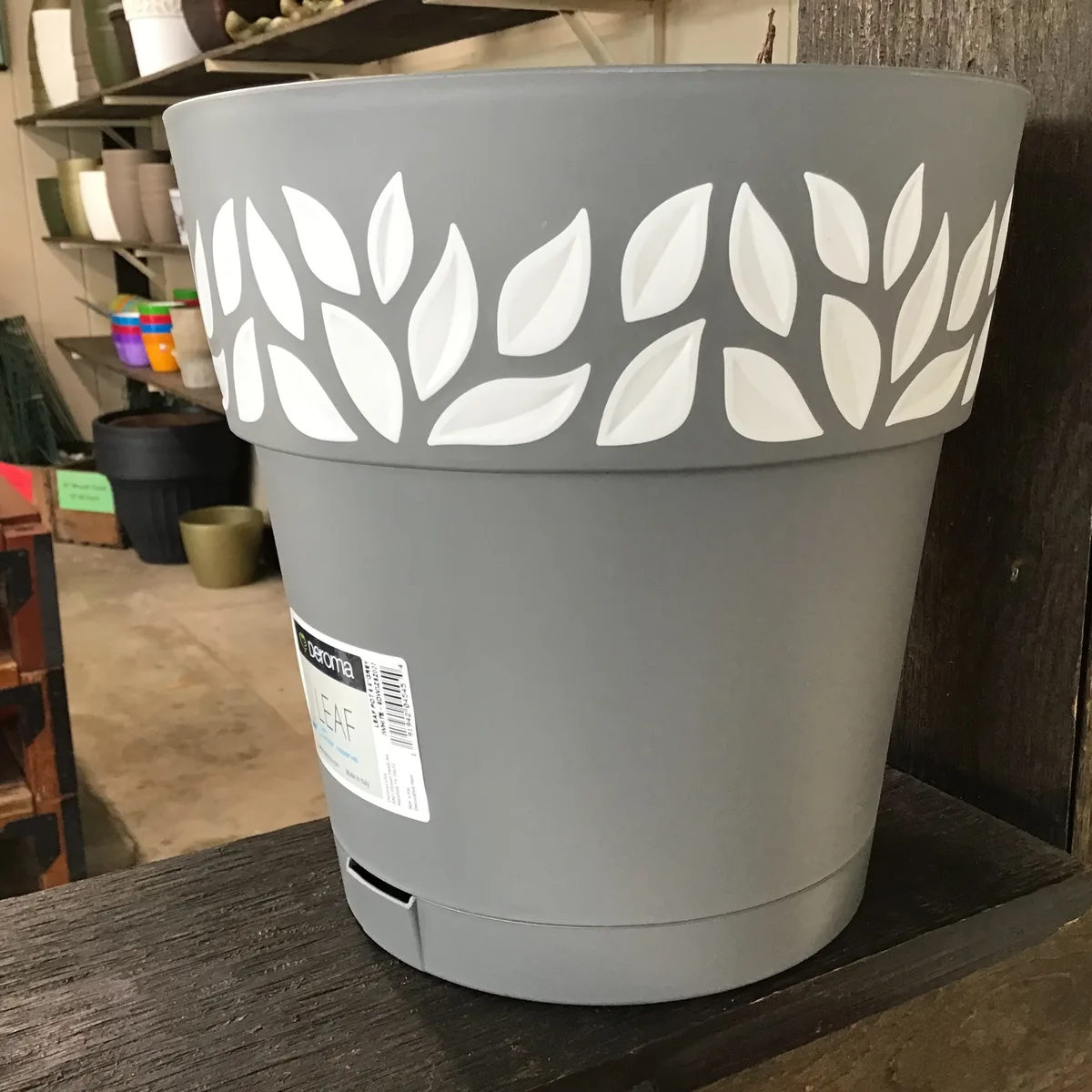 Deroma 5.9" Leaf Pot Premium Plastic Grey - Image 2