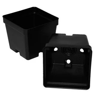 T.o. Plastics T. O. Plastics 04.00 Sq Pot Square Vacuum Traditional 400 Black 700070C (Case of 500)