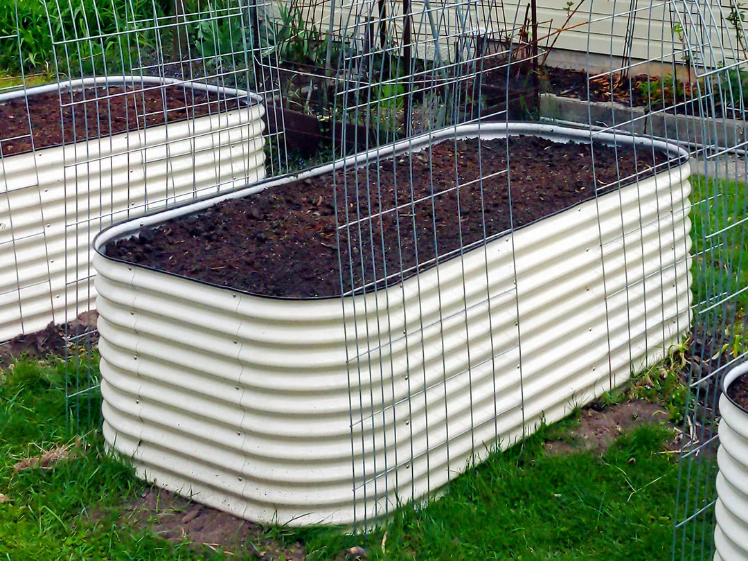 Vego Garden 32" 4 in 1 Modular Metal Raised Bed Pearl White - Image 3